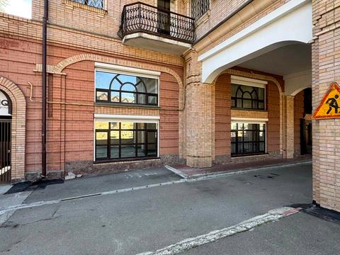 коммерческая по адресу Бехтеревский пер., 14