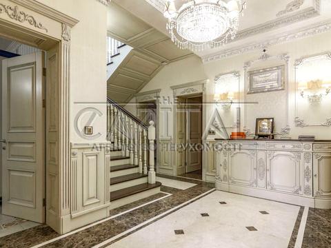 дом по адресу Велика Набережна