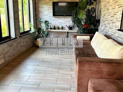 будинок за адресою Квітнева вул.