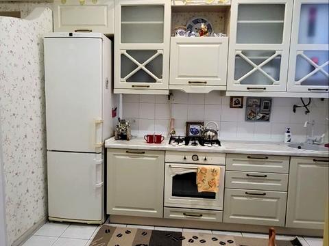 квартира по адресу Толстого Льва пл., 4