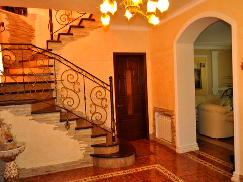 будинок за адресою Світанку вул., 5