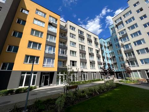 комерційна за адресою Під Голоском вул., 24-В