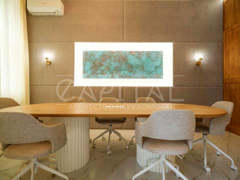 комерційна за адресою Шота Руставелі вул., 22