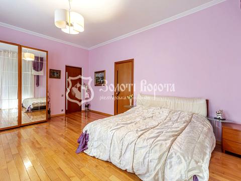 будинок за адресою Вишнева, 55