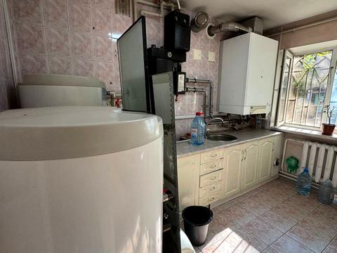 комерційна за адресою Семінарська вул., 15а