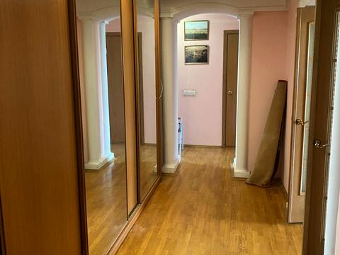 квартира по адресу Драгоманова ул., 44-А