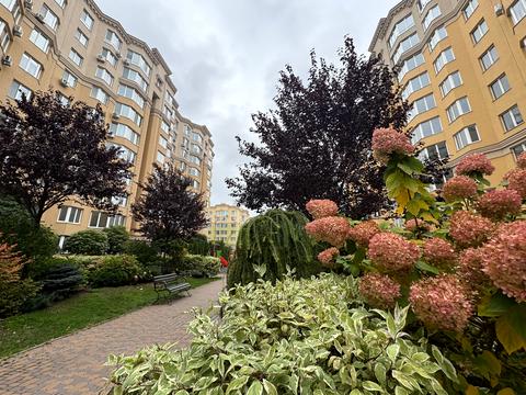квартира за адресою Академіка Амосова вул., 67