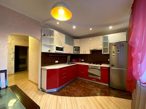 квартира за адресою Юності, 3