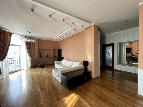 квартира за адресою Лабораторна вул., 8