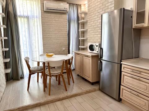 квартира за адресою Регенераторна вул., 4 к8