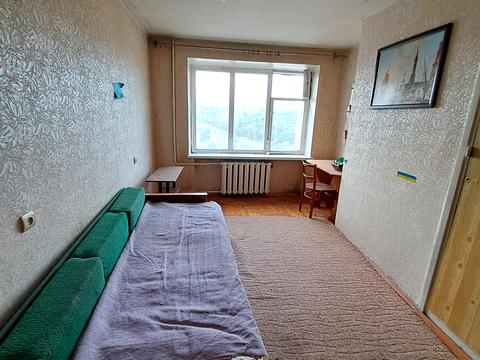 кімната за адресою Шкільна вул. (Героїв Сталінграда), 8
