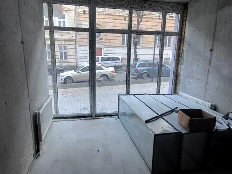комерційна за адресою Олени Степанівни вул. (Ленінградська), 8