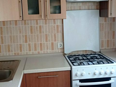 кімната за адресою Героїв Космосу вул., 1