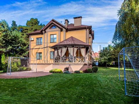 будинок за адресою Весняна