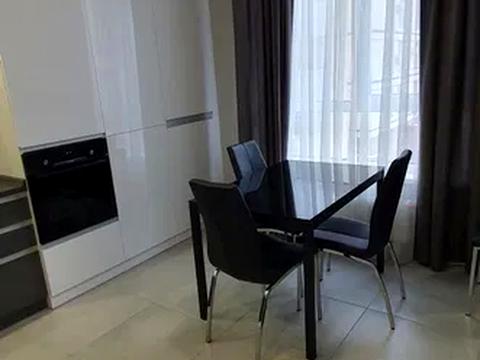 квартира за адресою Практична вул., 3