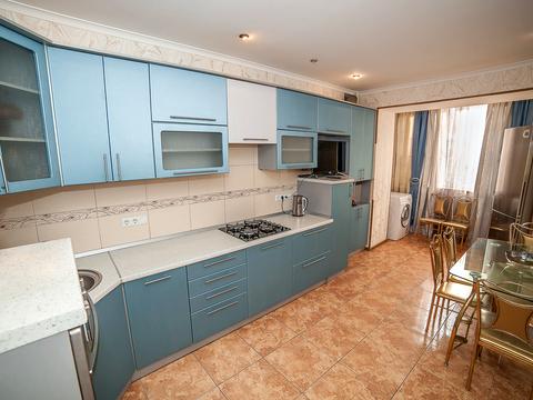 квартира за адресою Захисників України вул. (1-го Травня), 1г