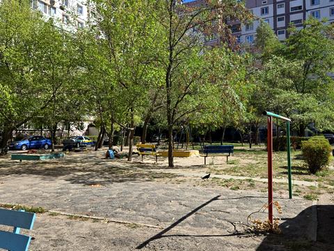 квартира за адресою Металургів просп., 84г