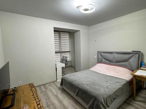 квартира за адресою Олександра Довженка вул., 5