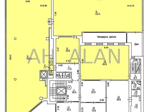 комерційна за адресою Володимирська вул., 77А