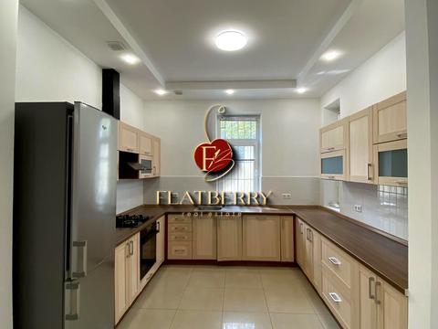 комерційна за адресою Стратегічне шосе (Науки), 48