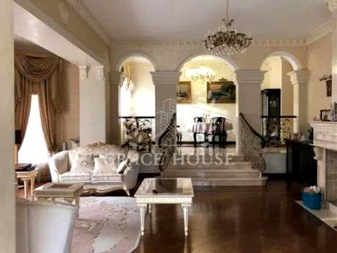 будинок за адресою Ярослава Мудрого вул.