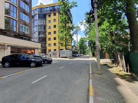 комерційна за адресою Київська вул., 73