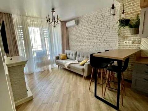 квартира за адресою Дніпровська набережна вул., 18-А