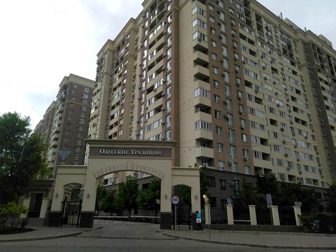 квартира за адресою Віталія Нестеренка вул., 1б