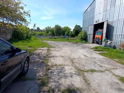 коммерческая по адресу вул. Центральна, 32а