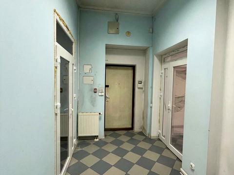 комерційна за адресою Стрийська вул., 10