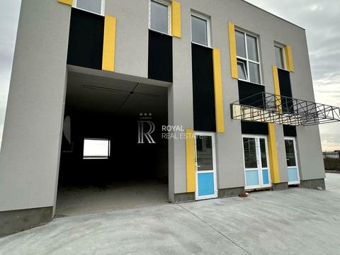 комерційна за адресою Кленова, 1