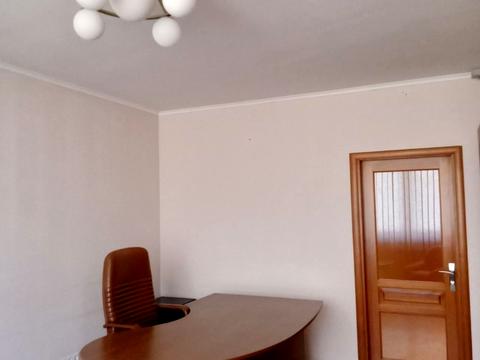 квартира за адресою Раїси Окіпної вул., 4