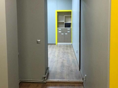 коммерческая по адресу Базарная ул., 25