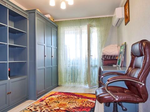 квартира по адресу Героев Полка "Азов ул. (Малиновского маршала), 25