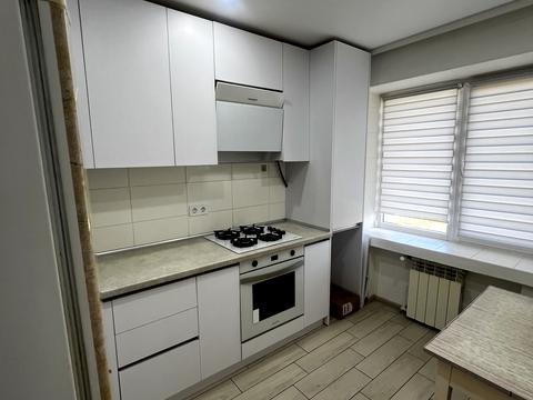 квартира за адресою Радгоспна, 6