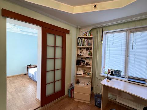 квартира за адресою Кобзарська вул., 61
