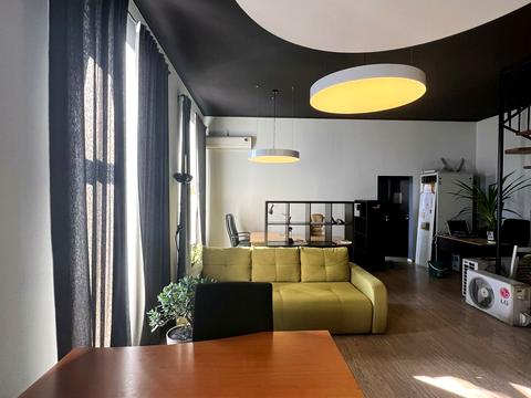 коммерческая по адресу Антоновича ул. (Горького), 26