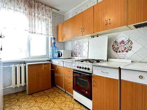 квартира за адресою Солом'янська вул., 36