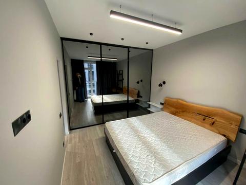 квартира за адресою Залізнична вул., 9