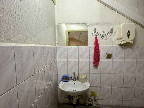комерційна за адресою Валерія Лобановського просп. (Червонозоряний), 38