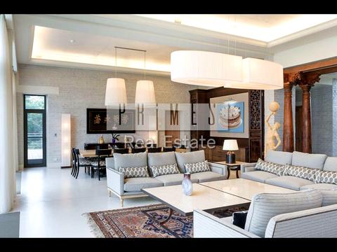 дом по адресу  ул.