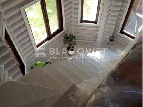 будинок за адресою Приозерна вул.