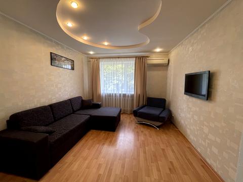 квартира за адресою Піхоти Короля вул. (Лізи Чайкіної), 1