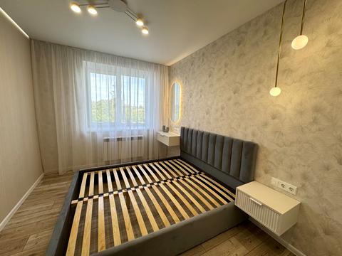 квартира за адресою Євгена Чикаленка вул. (Аржанова), 1