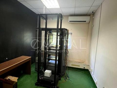 комерційна за адресою Ямська вул., 72