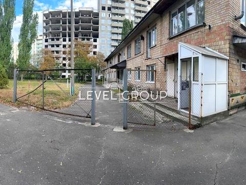 коммерческая по адресу Лобачевского пер., 8а