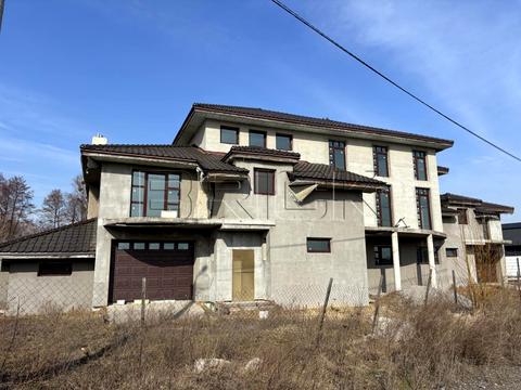 будинок за адресою с. Княжичі, Ялинкова