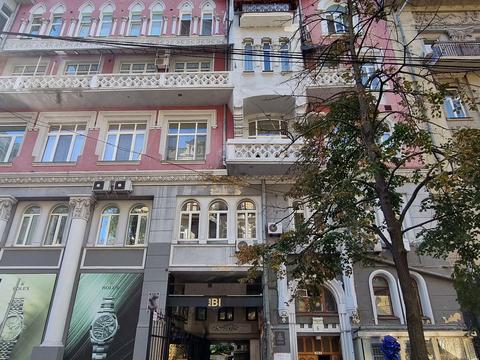 квартира за адресою Заньковецької вул., 6