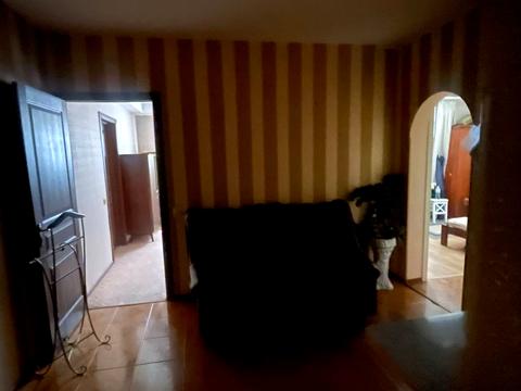 комерційна за адресою Автозаводська вул., 43
