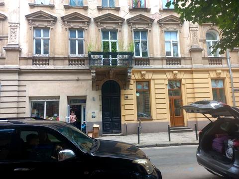 квартира за адресою Богдана Лепкого вул., 3
